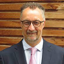 [john_hemingway:MEDIASTORE_LEAF]@68d74dfc